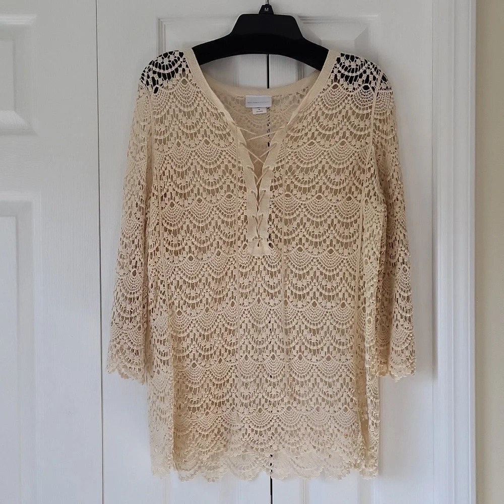 New York & Company Crochet Top M half Lace up front scalloped edges